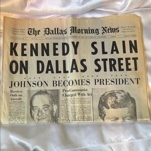 ORIGINAL KENNEDY SLAIN ON DALLAS STREETS DALLAS MORNING NEWS NOV 23 1963